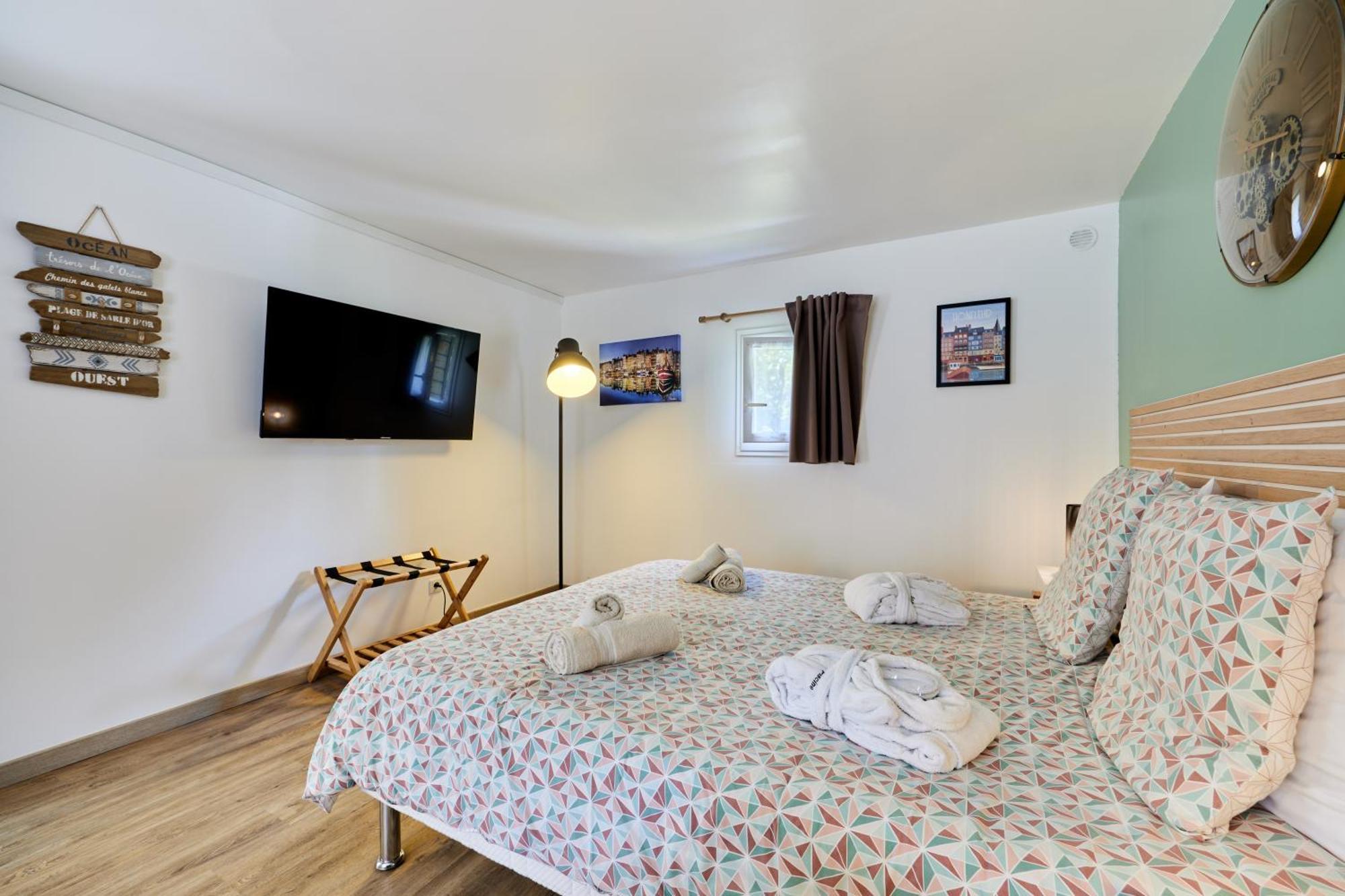 Domaine Du Gros Chene - Terrasses Avec Jacuzzis Privatifs Apartment Ablon Exterior photo